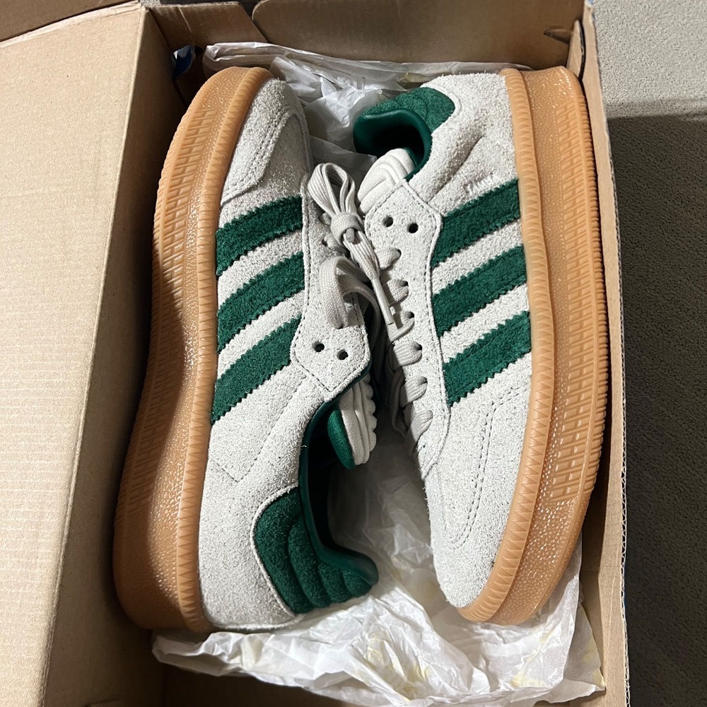 Samba Sneakers - Picture 5 of 8